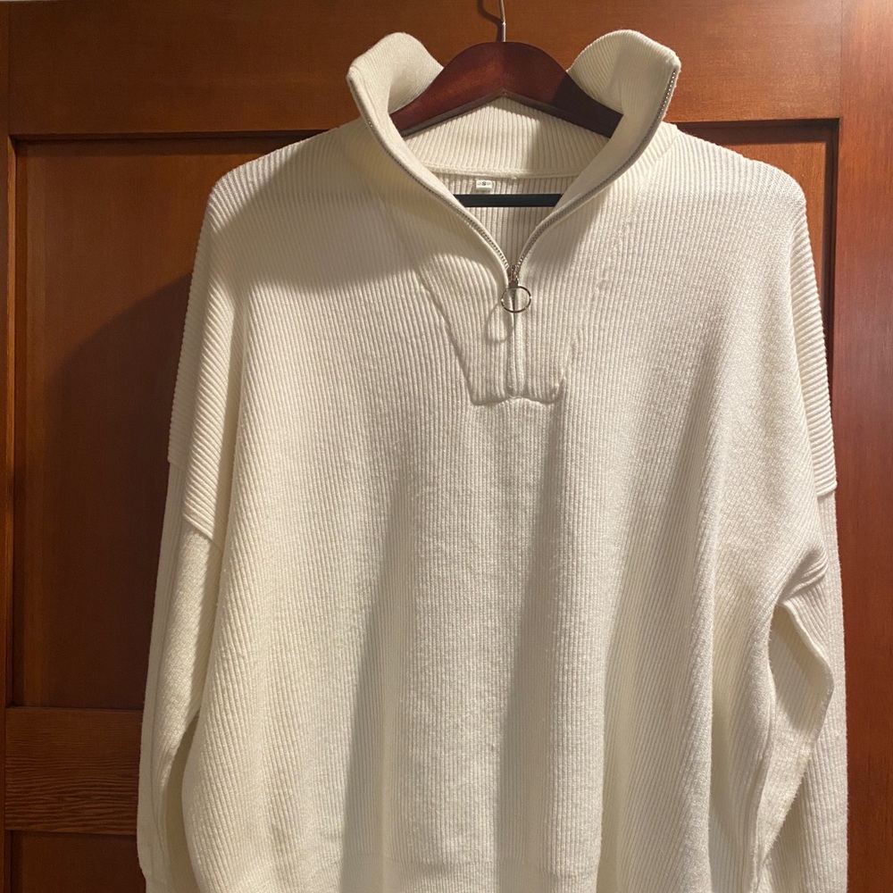 Ladies pullover sweater